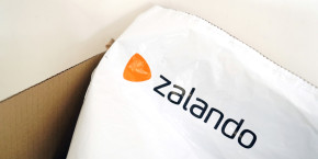 un emballage zalando provenant d une livraison en ligne 