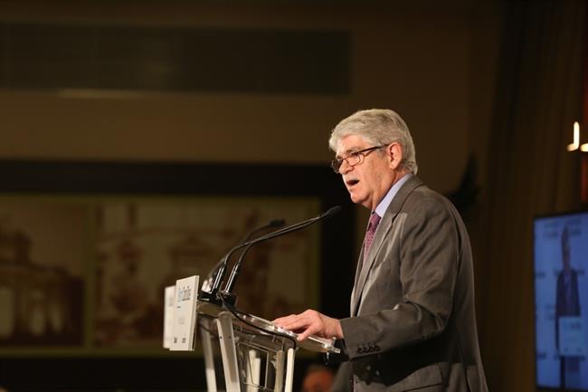 ep alfonso dastis participaun desayuno-coloquioforo cinco dias