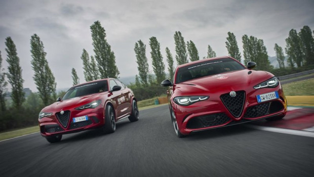ep archivo   alfa romeo exhibe su gama mas deportiva y mantiene su apuesta por los modelos