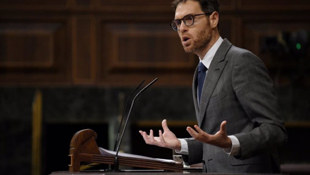 ep archivo   el diputado navarro del pp sergio sayas interviene durante una sesion plenaria en el