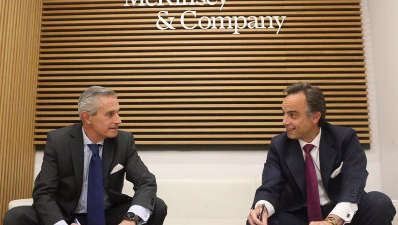 ep archivo el presidente de europa press asis martin de cabiedes izquierda y el de mckinsey ep archivo el presidente de europa press asis martin de cabiedes izquierda y el de mckinsey