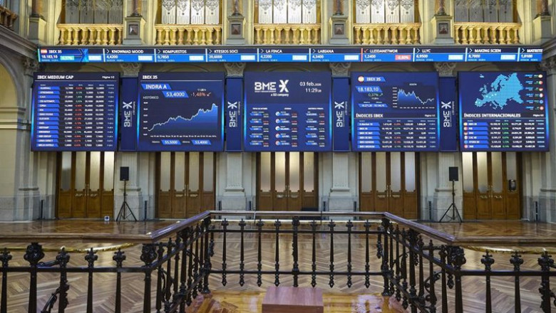 ep archivo   paneles informativos en el palacio de la bolsa de madrid