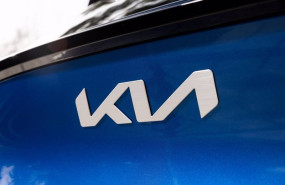 ep archivo   recurso de kia logotipo de kia en el sportage