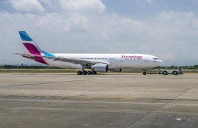 ep avioneurowings a330-200