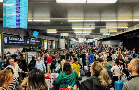 ep cientos de personas en la estacion de atocha