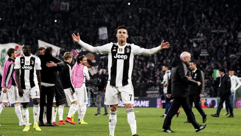 Cristiano Ronaldo celebra con sus compañeros su victoria ante el Atlético de Madrid de la Liga de Campeones 2018-19 | Marco Alpozzi/Lapresse via ZUMA / DPA - Archivo ep cristiano ronaldo celebra con sus companeros su victoria ante el atletico de madrid de la liga de