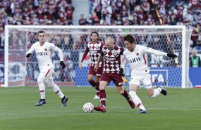 ep el jugador del vissel kobe andres iniesta ante el kashima antlers