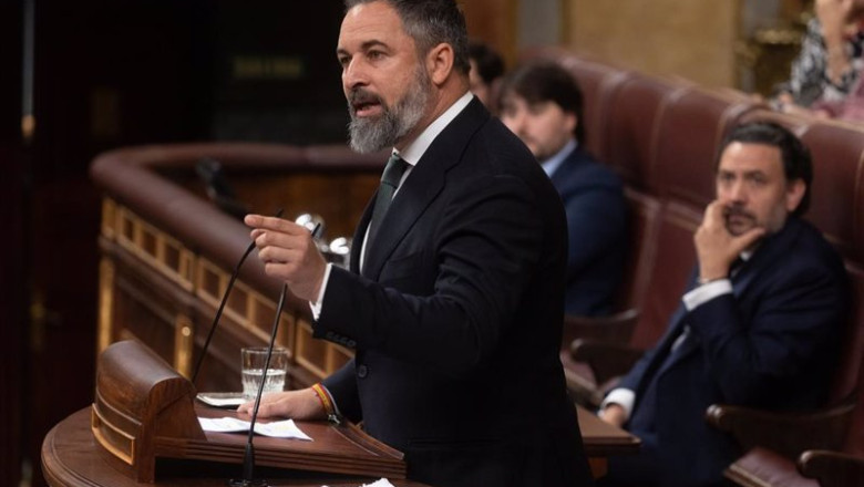 ep el lider de vox santiago abascal interviene durante un pleno en el congreso de los diputados a 30 ep el lider de vox santiago abascal interviene durante un pleno en el congreso de los diputados a 30