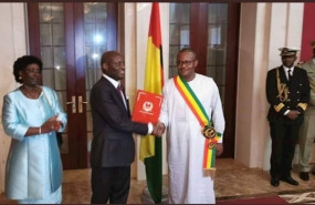 ep el presidente electo de guinea-bissau umaro cissoko embalo d toma posesion en presencia del