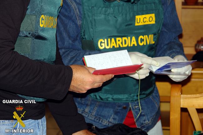 Foto de archivo de un agente de la UCO de la Guardia Civil | GUARDIA CIVIL ep fotoarchivoun agentela ucola guardia civil