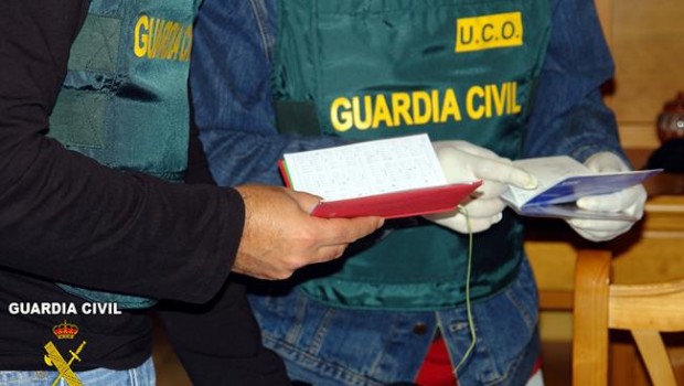 ep fotoarchivoun agentela ucola guardia civil