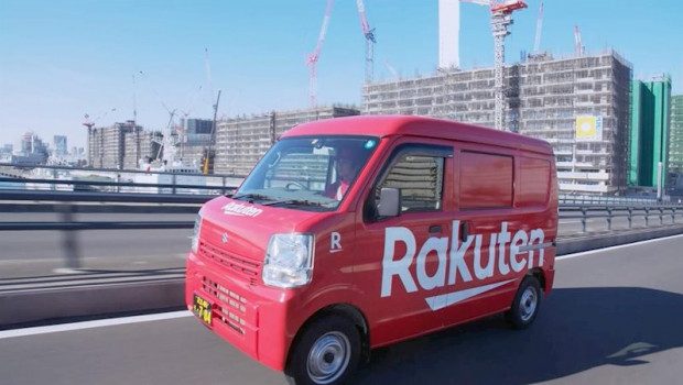 ep furgoneta con el logo de rakuten en japon