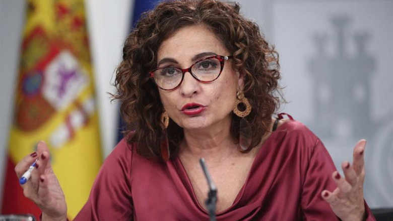 La ministra Portaveu i d'Hisenda, María Jesús Montero, compareix en roda de premsa després del Consell de Ministres en Moncloa, a Madrid (Espanya), a 18 de febrer de 2020. | Eduardo Parra - Europa Press ep la ministra portaveu i dhisenda maria jesus montero compareix en roda de premsa despres del