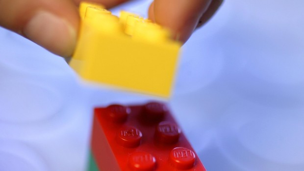 Lego slashes 1400 jobs as sales slump Lego slashes 1400 jobs as sales slump