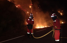 ep los bomberos sofocanincendiosurla provincia de avila durantenoche