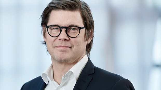 ep nuevo director financiero y miembro del consejo ejecutivo de scania jonas rickberg