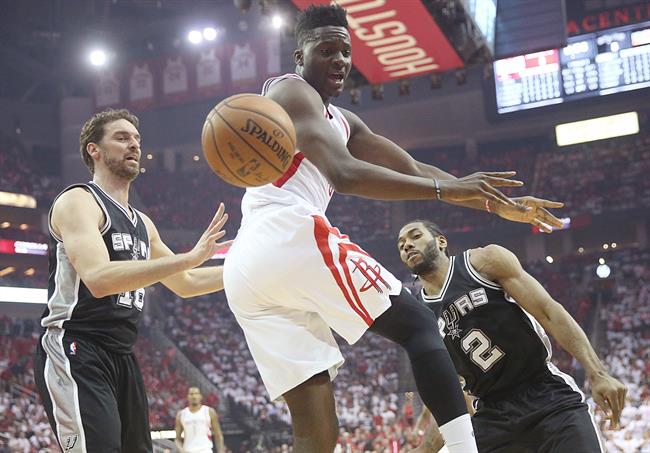 Pau Gasol San Antonio Spurs Houston Rockets Clint Capela | USA TODAY SPORTS ep pau gasol san antonio spurs houston rockets clint capela