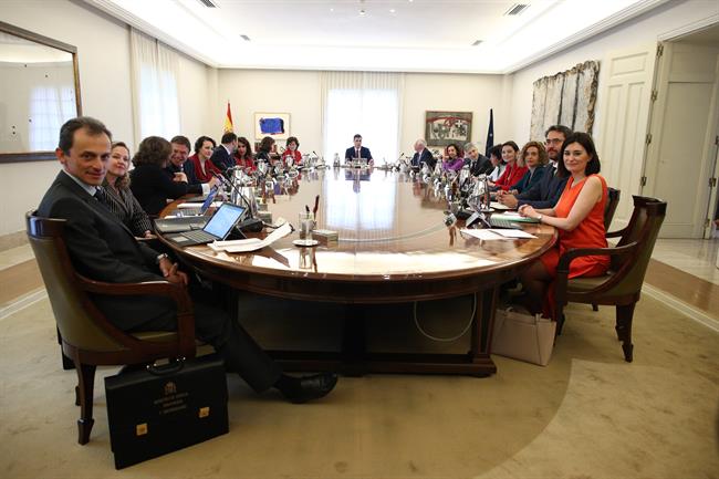 Pedro Sánchez preside su primer Consejo de Ministros (Archivo) | Europa Press - Archivo ep pedro sanchez presideprimer consejoministros archivo