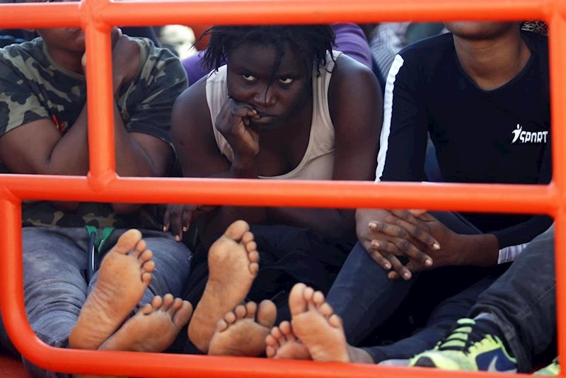 ep personas rescatadas por salvamento maritimo