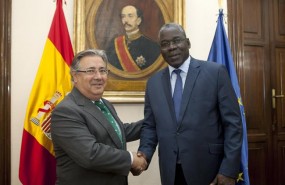 ep zoido recibeministromaliensesexterior abdramane sylla