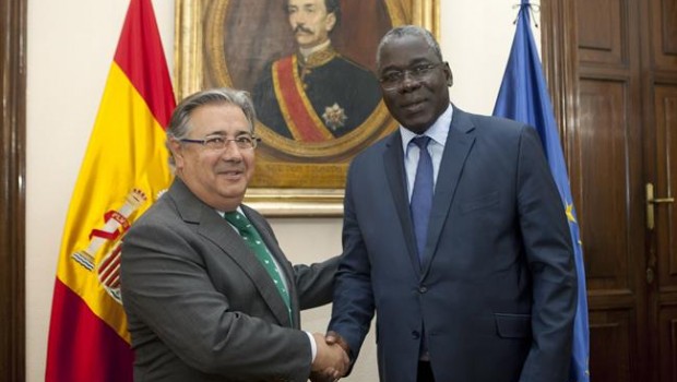 ep zoido recibeministromaliensesexterior abdramane sylla