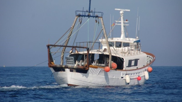 ep archivo   barco pesca de arrastre