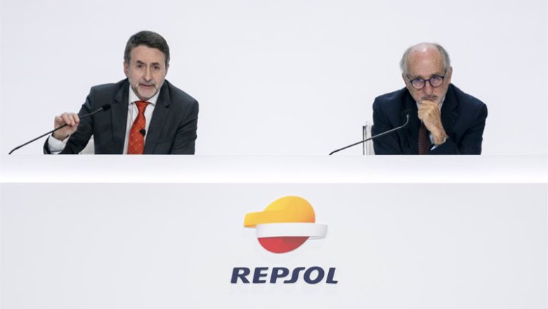 ep archivo el consejero delegado de repsol josu jon imaz interviene junto al consejero delegado de ep archivo el consejero delegado de repsol josu jon imaz interviene junto al consejero delegado de