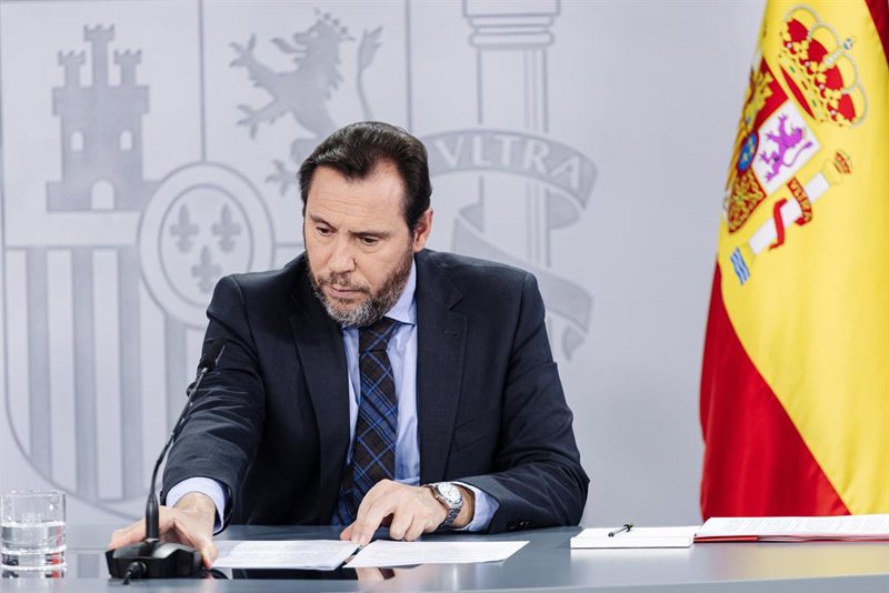 Al menos 39 muertos tras el descarrilamiento de dos trenes en Adamuz (Córdoba)