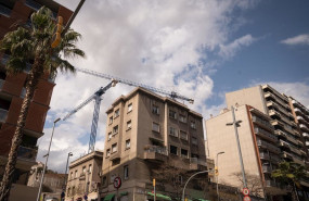 ep archivo   fachada de un edificio a 25 de abril de 2023 en barcelona cataluna espana