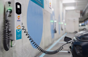 ep archivo   punto de recarga para vehiculo electrico de repsol en bec de barakaldo
