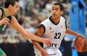 ep brian roberts nuevo jugadorolympiacos