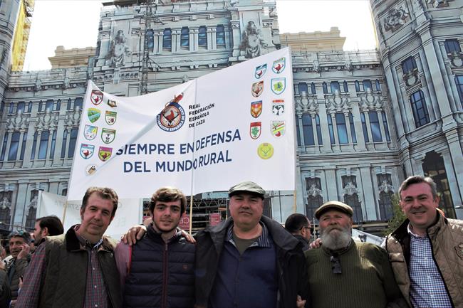 ep cazadoresconcentranayuntamientomadrid