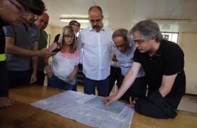 ep consellerinterior miquel buch presidentela generalitat quim torra ydirector generalbombers manel pardo supervisantareasextincionincendiola ribera debre tarragona
