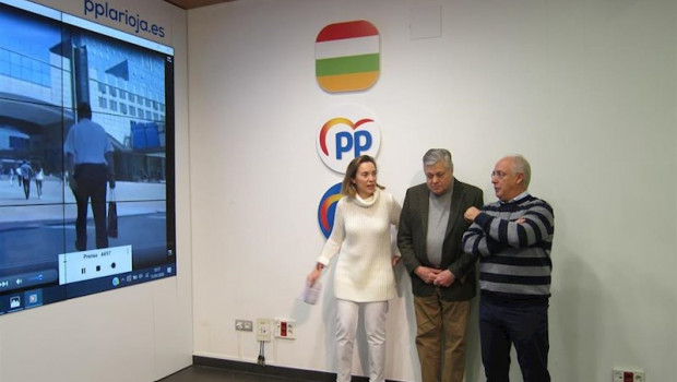 ep cuca gamarra junto al presidente del pp de la rioja jose ignacio ceniceros y el eurodiputado