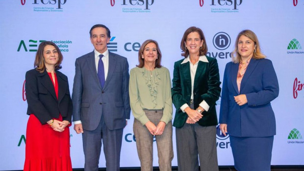 ep de izda a dcha la secretaria general de unacc cristina freijanes el presidente de inverco angel ep de izda a dcha la secretaria general de unacc cristina freijanes el presidente de inverco angel