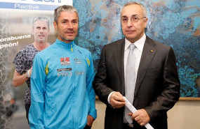 ep el atleta martin fiz y el presidente del coe alejandro blanco