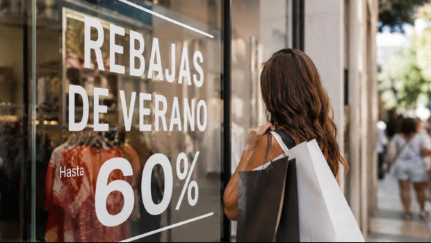 ep el comercio de moda preve crecer entre un 3 y un 6 en las rebajas de verano segun acotex