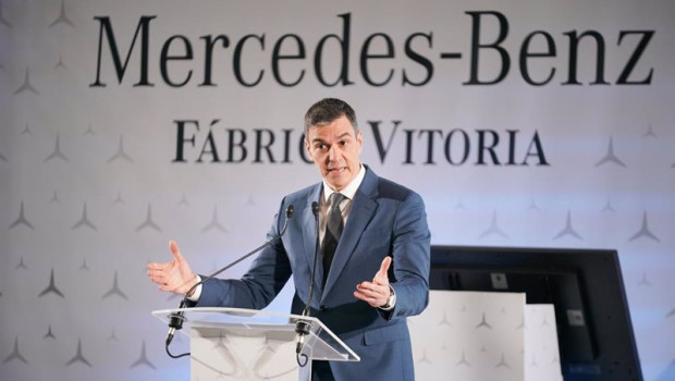 ep el presidente del gobierno pedro sanchez interviene durante su visita a la planta de mercedes