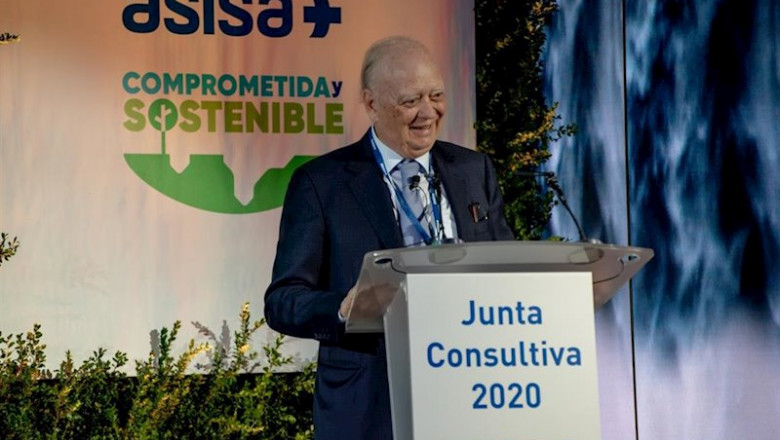 ep el presidente del grupo asisa dr francisco ivorra durante su intervencion en la junta consultiva