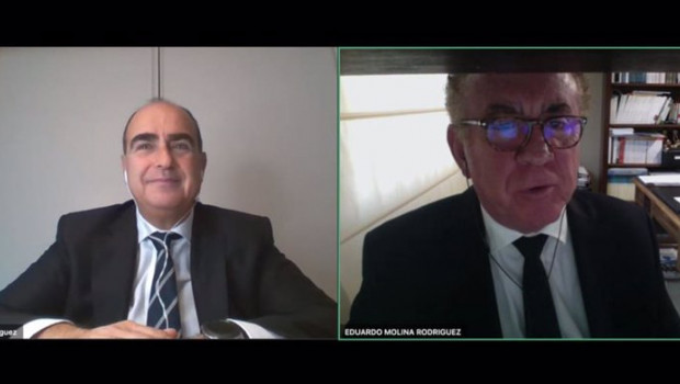 ep el presidente del icjce ferran rodriguez acompanado por el presidente del raj eduardo molina