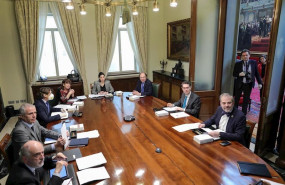 ep el secretario segundo del senado rafael hernando con mascarilla la vicepresidenta primera del
