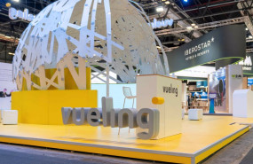 ep estand de vueling en fitur