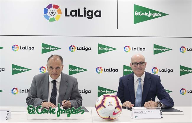 ep javier tebaspresidentelaliga y nunola rosa presidentecorte ingles