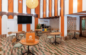 ep just eat y tent hotels se alian para llevar la comida a domicilio a las zonas comunes del hotel