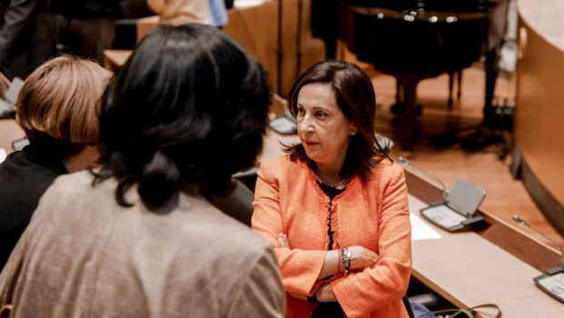 ep la ministra de defensa en funciones margarita robles charla a su llegada a la presentacion de la