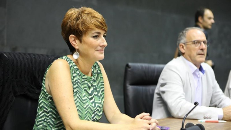 La portavoz de EH Bildu Nafarroa en el Parlamento navarro, Bakartxo Ruiz Jaso, durante la primera sesión del debate de investidura de la candidata socialista a la Presidencia de Navarra. | David Domench - Europa Press ep la portavozeh bildu nafarroaparlamento navarro bakartxo ruiz jaso duranteprimera sesiondebateinvestidurala candidata socialistala presidencianavarra