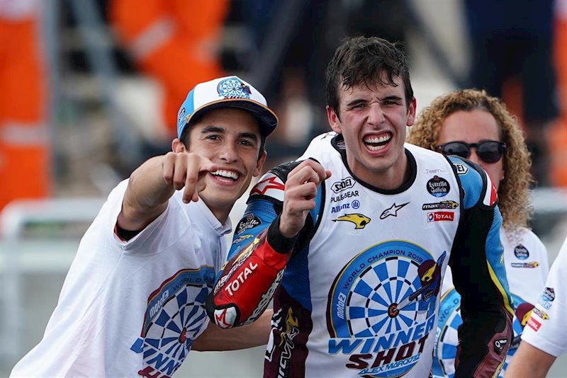 ep los hermanos marc y lex marquez en sepang