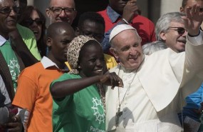 ep papa franciscoa hombresmujeres migrantes