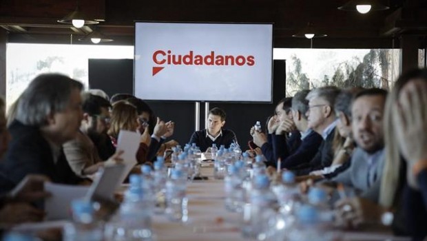 ep reunionla ejecutivaciudadanos presididaalbert rivera