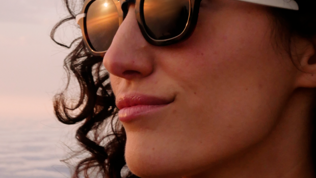 manos unidas gafas de realidad 2